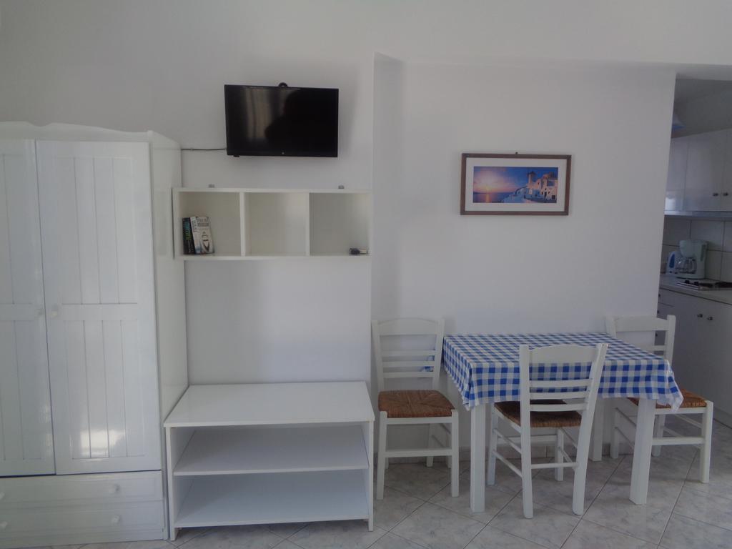 Blue And White Studios & Apartments Λευκός Καρπάθου Εξωτερικό φωτογραφία