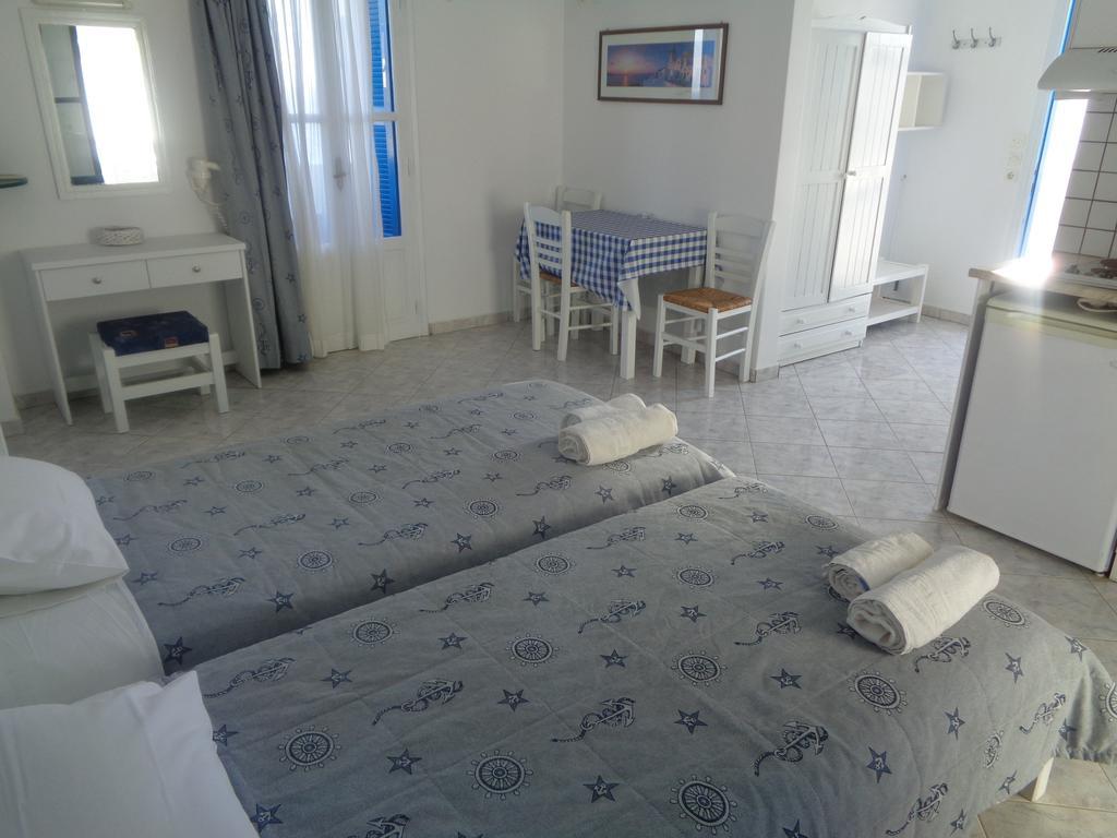 Blue And White Studios & Apartments Λευκός Καρπάθου Εξωτερικό φωτογραφία