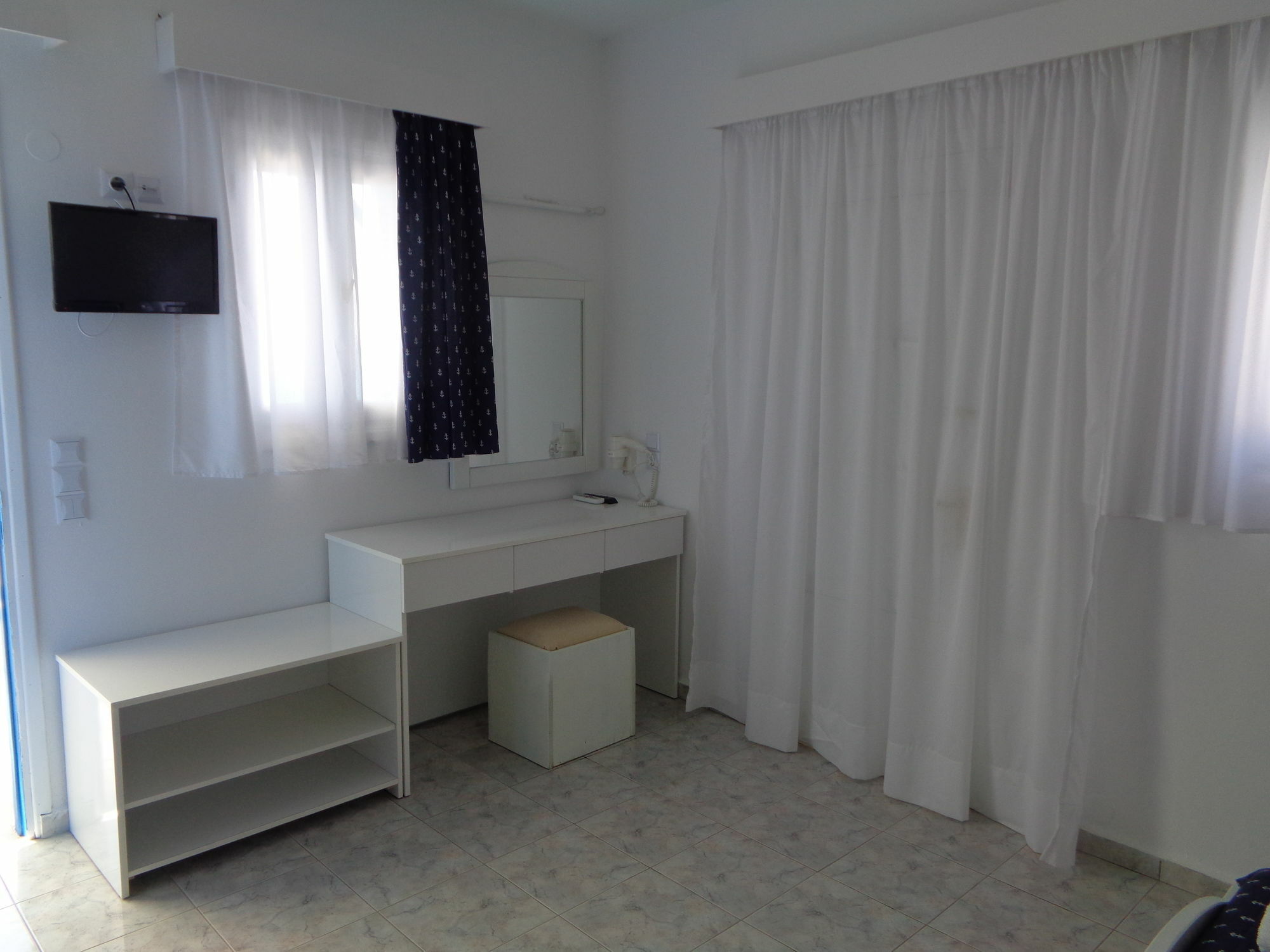 Blue And White Studios & Apartments Λευκός Καρπάθου Εξωτερικό φωτογραφία